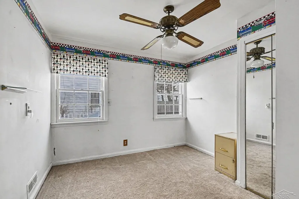 3537 Adams Avenue Saginaw City MI 48602