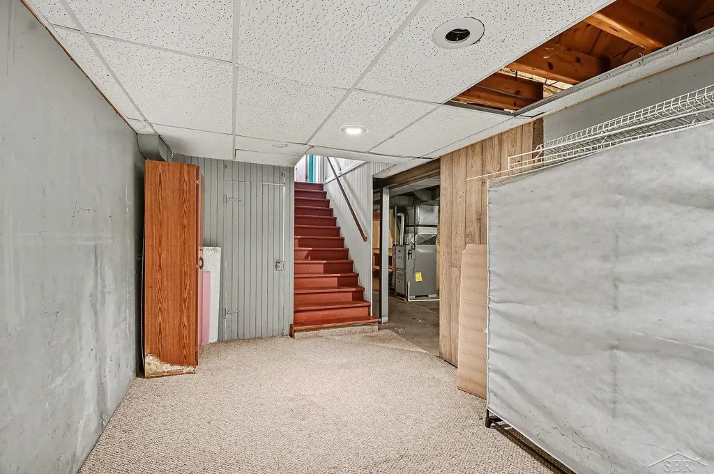 3537 Adams Avenue Saginaw City MI 48602
