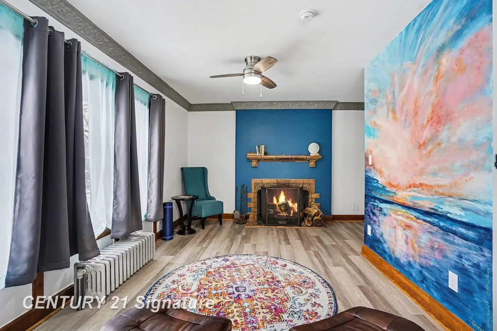 302 Tuscola Road Bay City City MI 48708