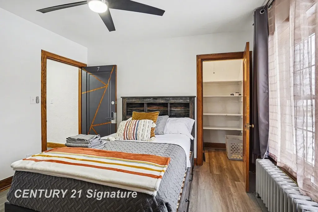 302 Tuscola Road Bay City City MI 48708
