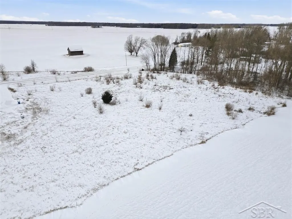 5120 N Five Mile Road Hope Township MI 48628