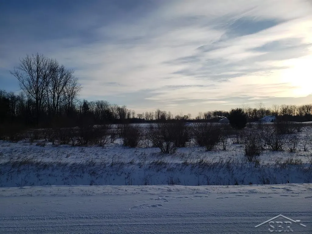 5120 N Five Mile Road Hope Township MI 48628