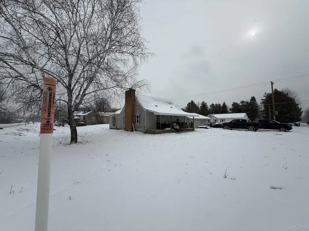 3493 Pine River Road Standish Township MI 48658