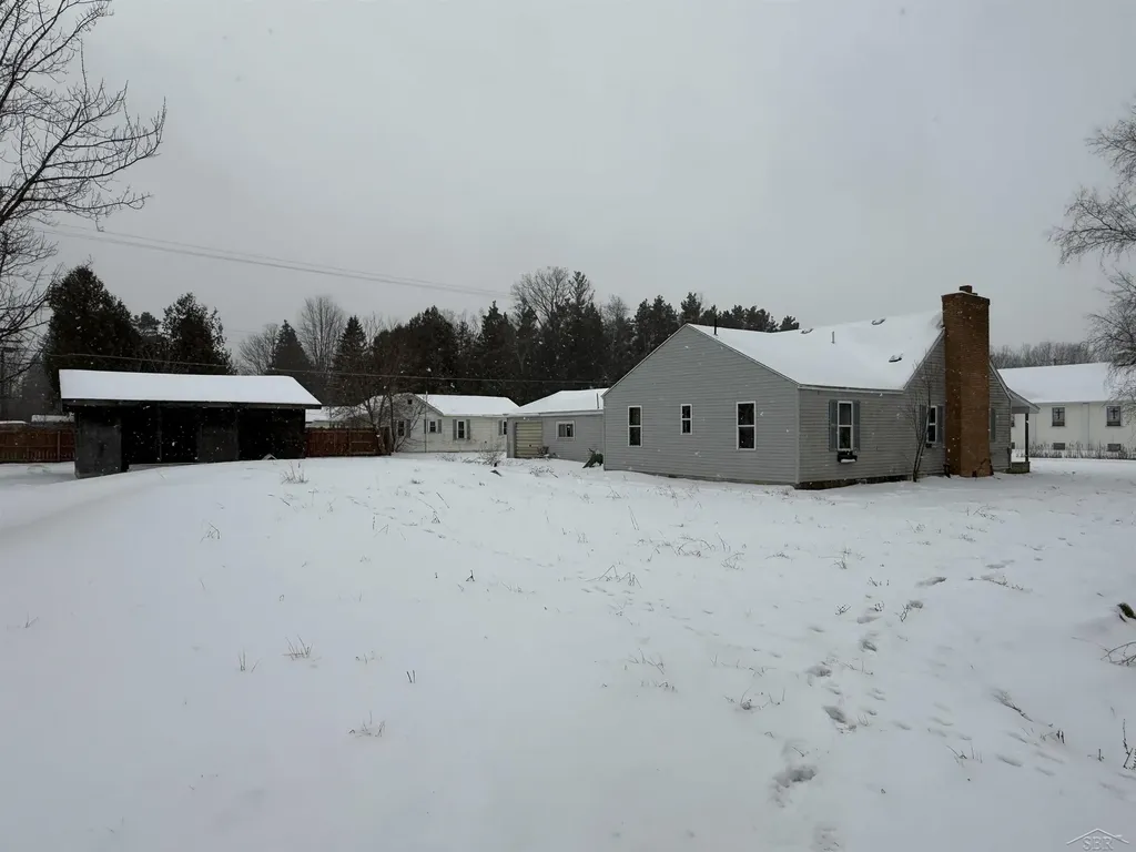 3493 Pine River Road Standish Township MI 48658