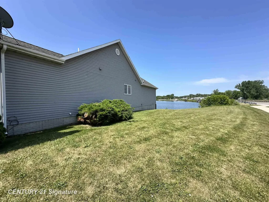 123/125 Pearson Street Beaverton City MI 48612