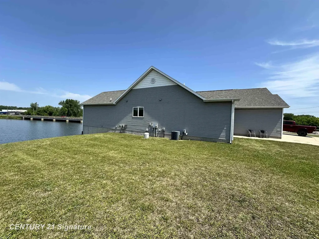 123/125 Pearson Street Beaverton City MI 48612
