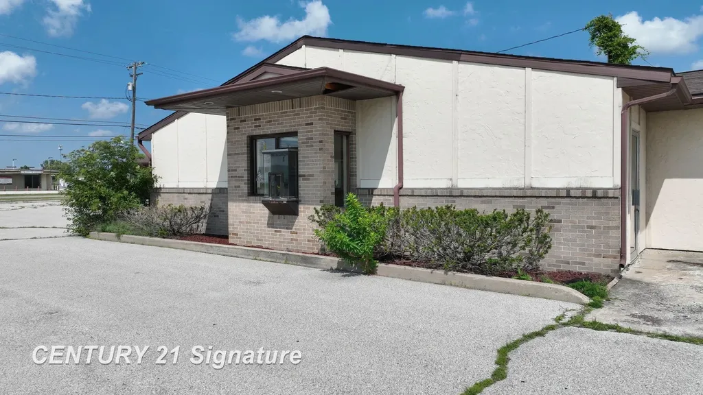 3101 S Saginaw Road Midland City MI 48640