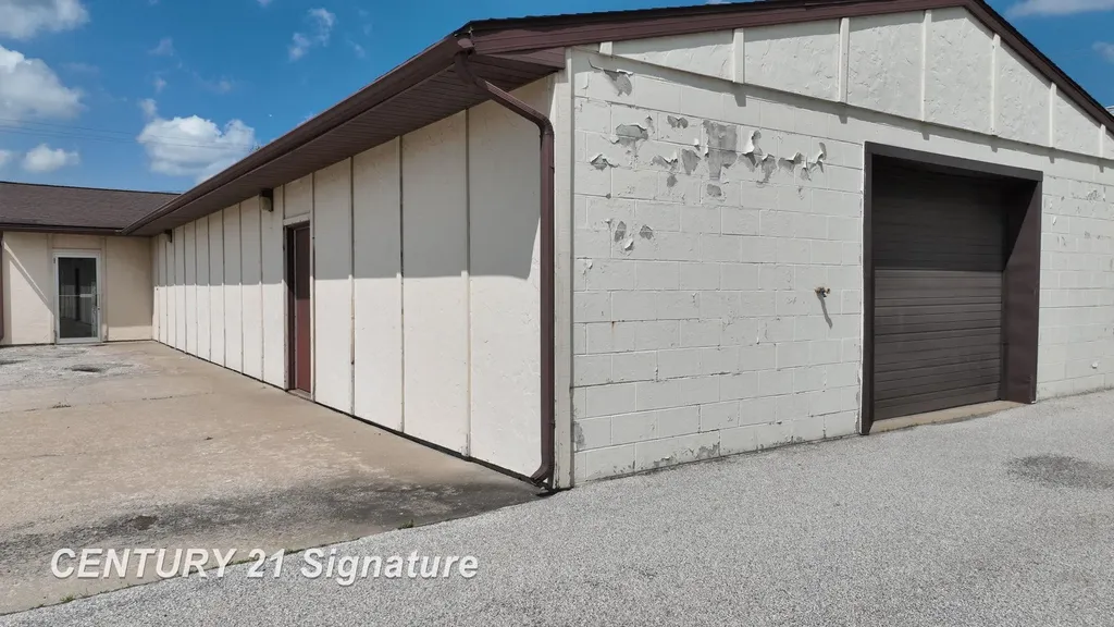 3101 S Saginaw Road Midland City MI 48640