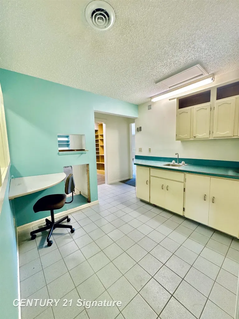 3101 S Saginaw Road Midland City MI 48640