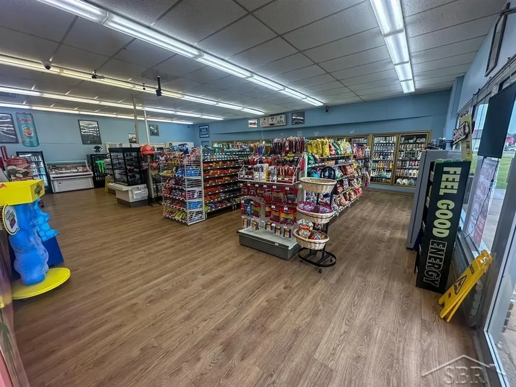 401 W Midland Road Auburn City MI 48611
