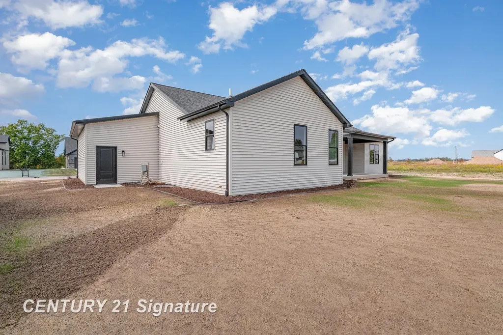 8884 Copper Court Tittabawassee Township MI 48623