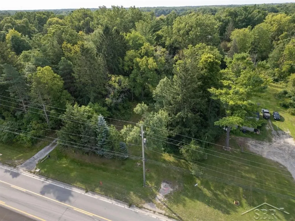 3317 Isabella Street Midland City MI 48640