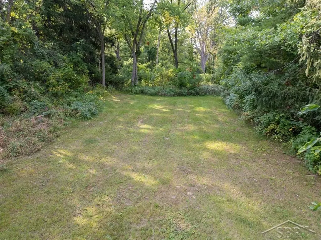 3317 Isabella Street Midland City MI 48640
