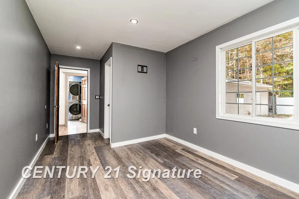 7451 N Narragannett Drive Hope Township MI 48628