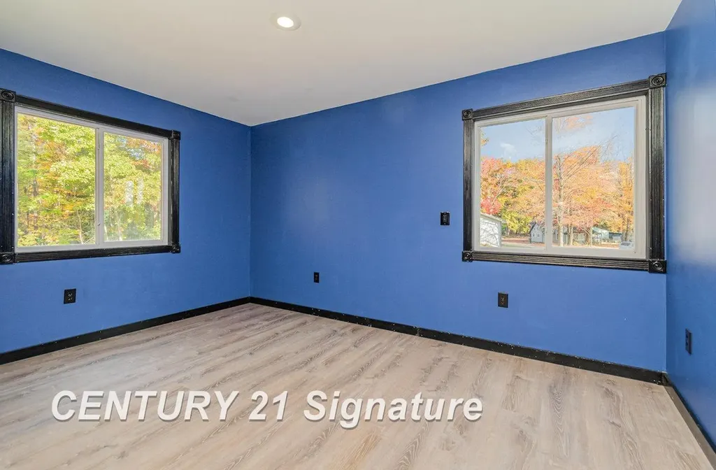 7451 N Narragannett Drive Hope Township MI 48628