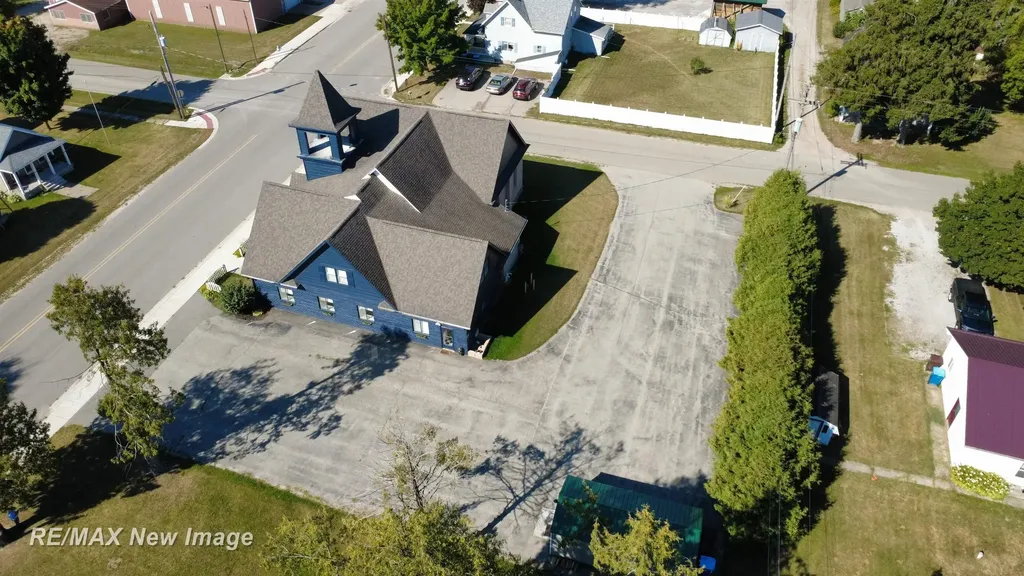 201 E Main Road Sterling Village MI 48659