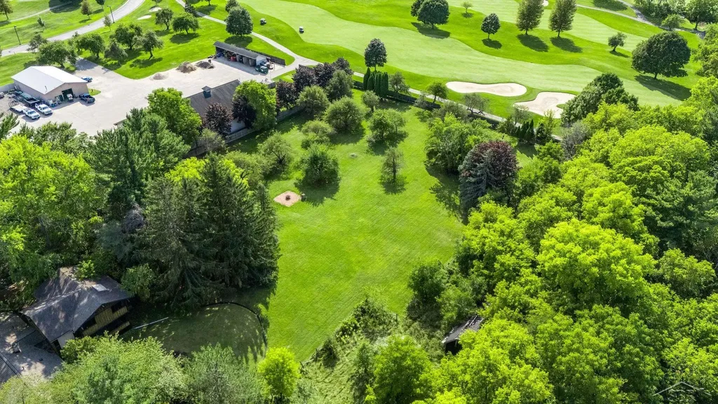 4535 N River Road Thomas Township MI 48623
