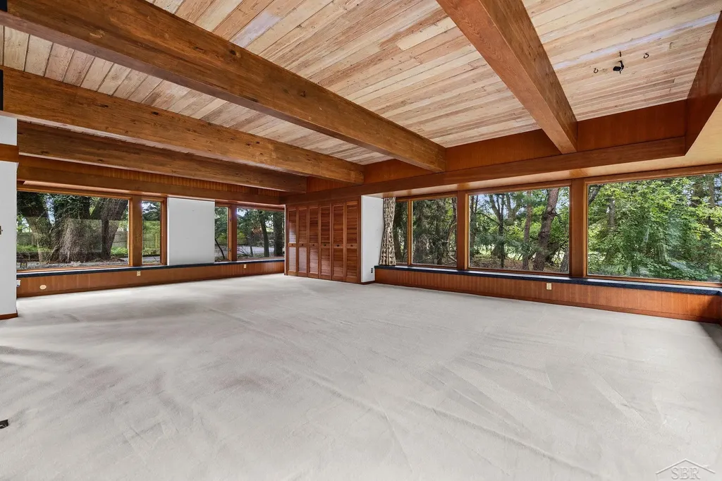 4535 N River Road Thomas Township MI 48623