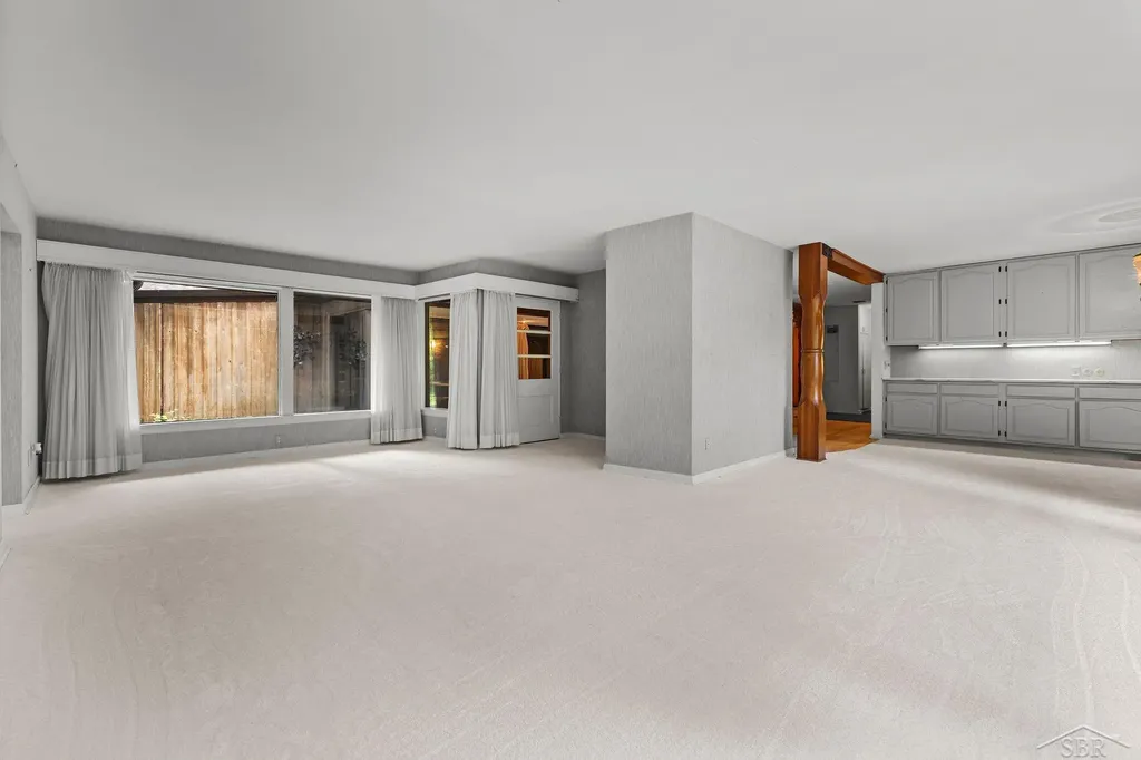 4535 N River Road Thomas Township MI 48623