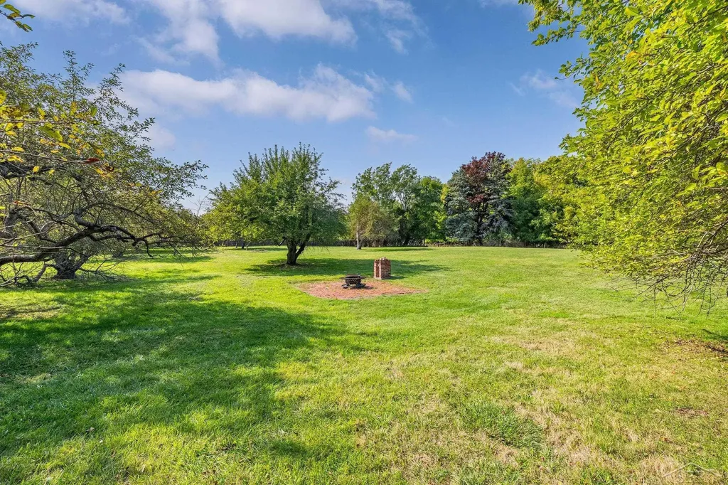 4535 N River Road Thomas Township MI 48623