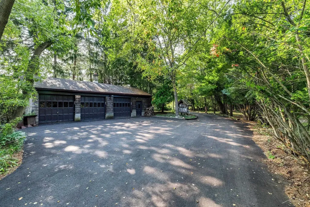 4535 N River Road Thomas Township MI 48623