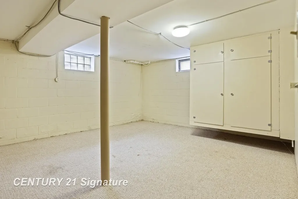 3741 Tittabawassee Road Saginaw Charter Township MI 48604