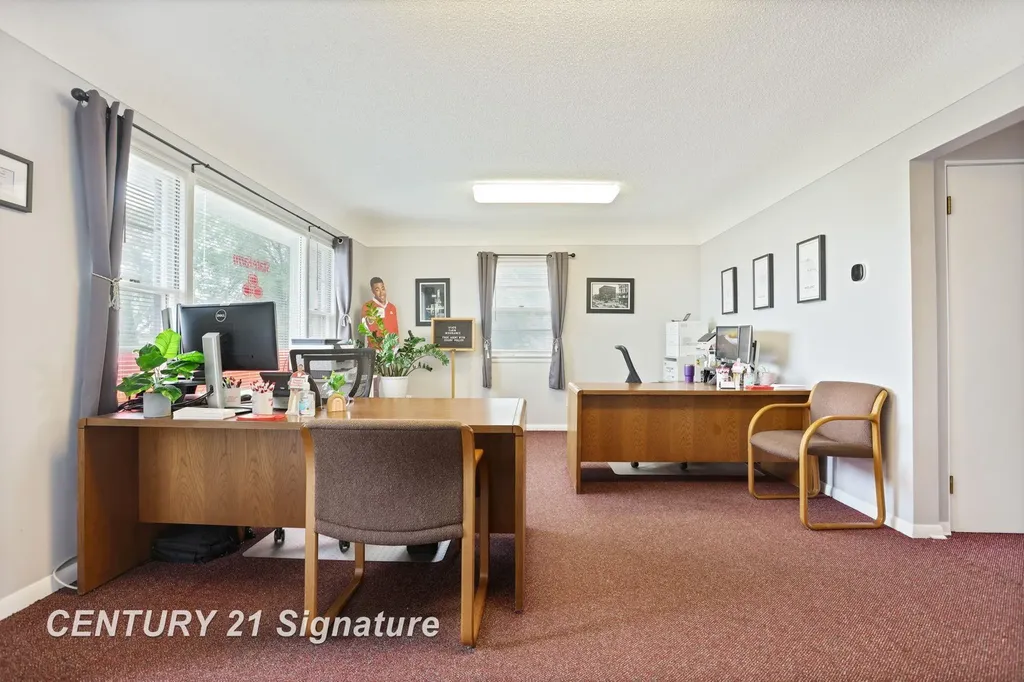 3741 Tittabawassee Road Saginaw Charter Township MI 48604