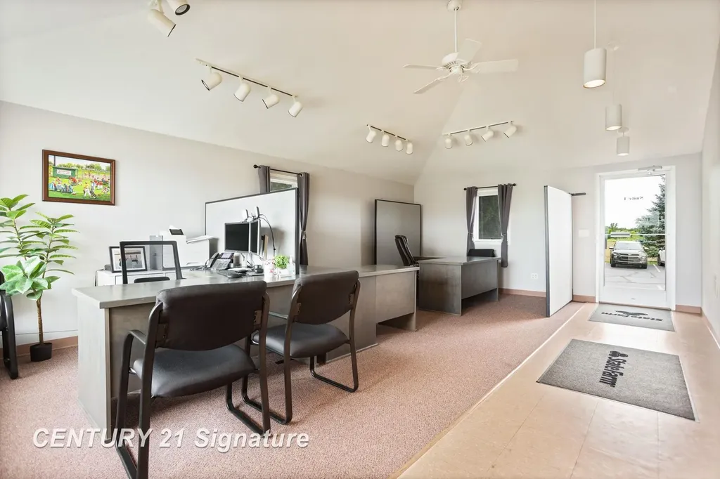 3741 Tittabawassee Road Saginaw Charter Township MI 48604