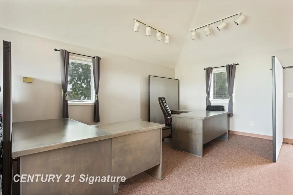 3741 Tittabawassee Road Saginaw Charter Township MI 48604