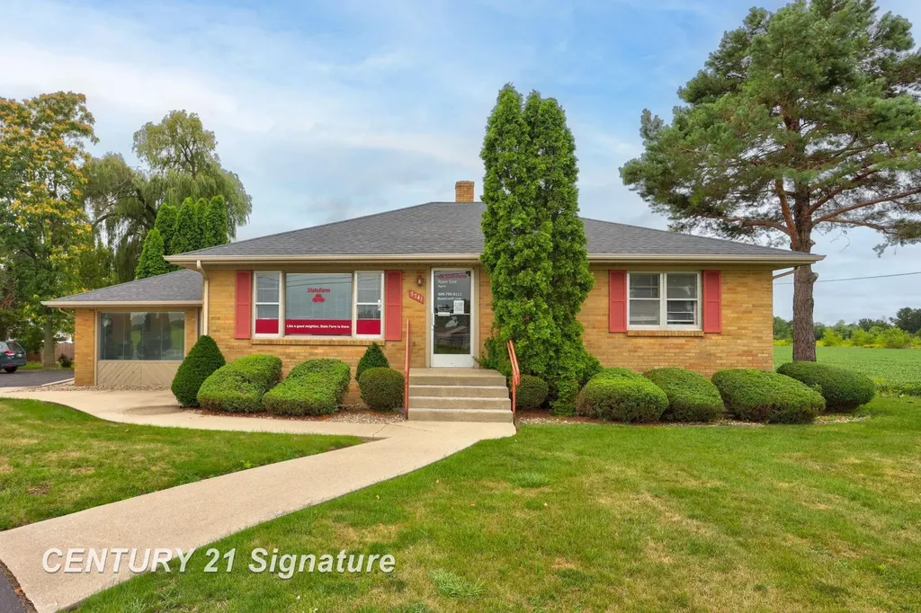 3741 Tittabawassee Road Saginaw Charter Township MI 48604