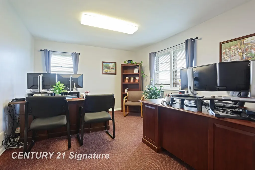 3741 Tittabawassee Road Saginaw Charter Township MI 48604