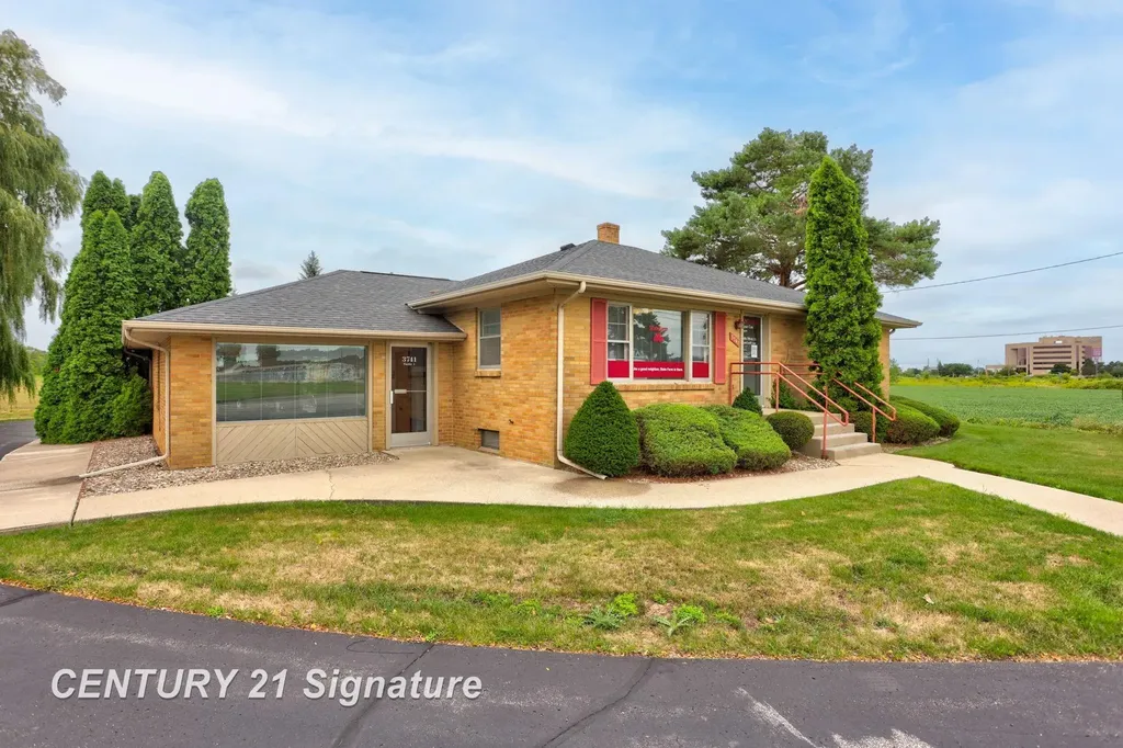 3741 Tittabawassee Road Saginaw Charter Township MI 48604