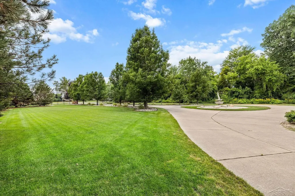 1238 W Center Road Hampton Charter Township MI 48732