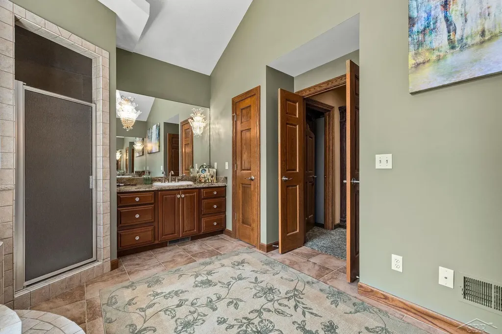 1238 W Center Road Hampton Charter Township MI 48732