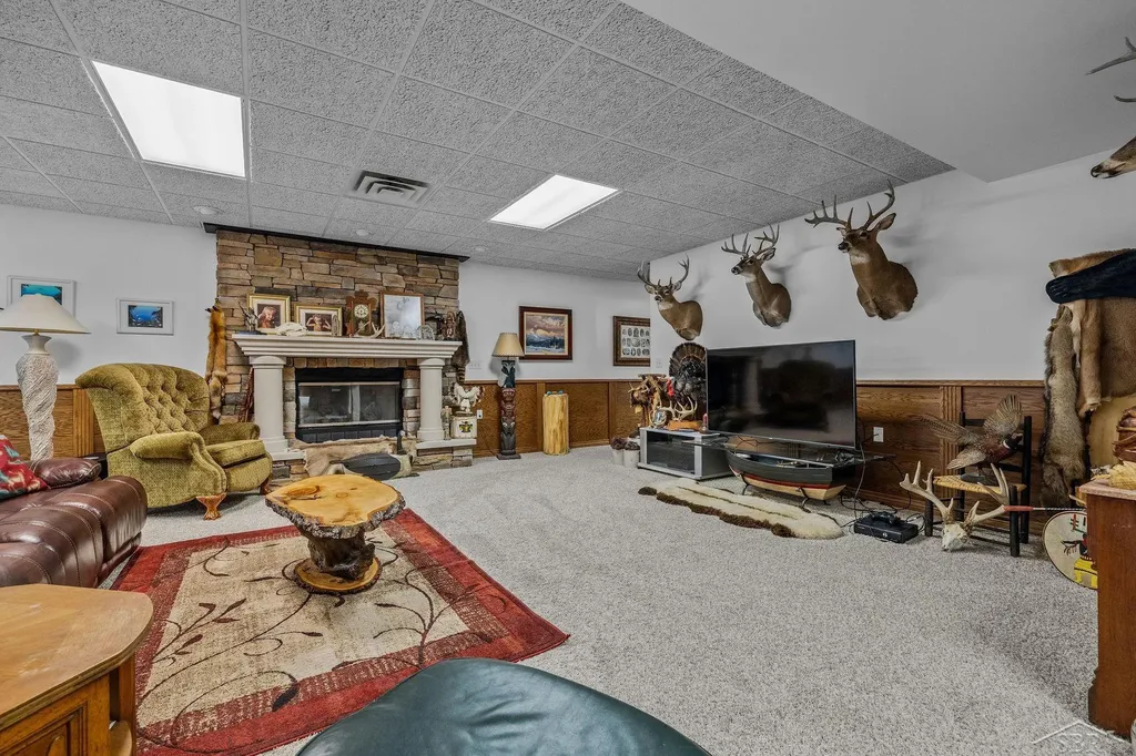 1238 W Center Road Hampton Charter Township MI 48732