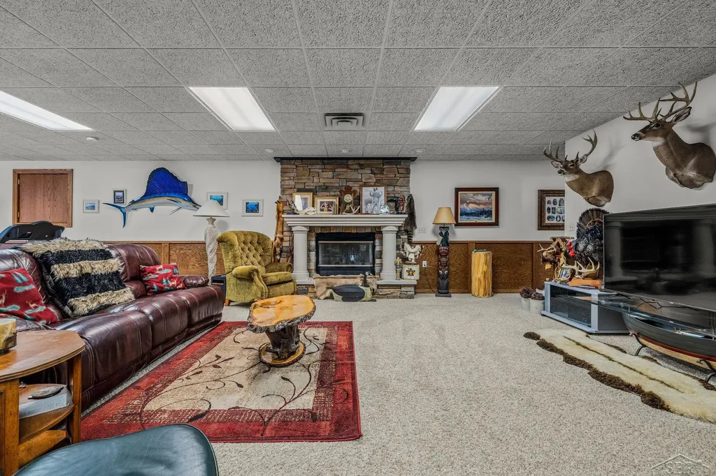 1238 W Center Road Hampton Charter Township MI 48732