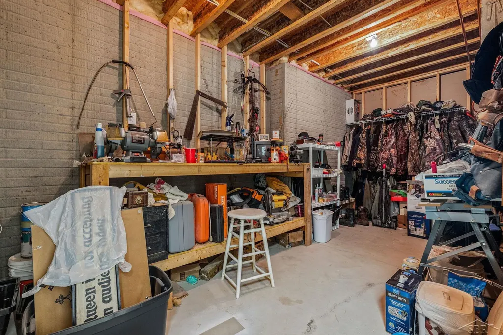 1238 W Center Road Hampton Charter Township MI 48732