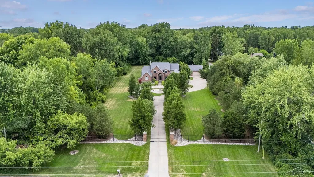 1238 W Center Road Hampton Charter Township MI 48732