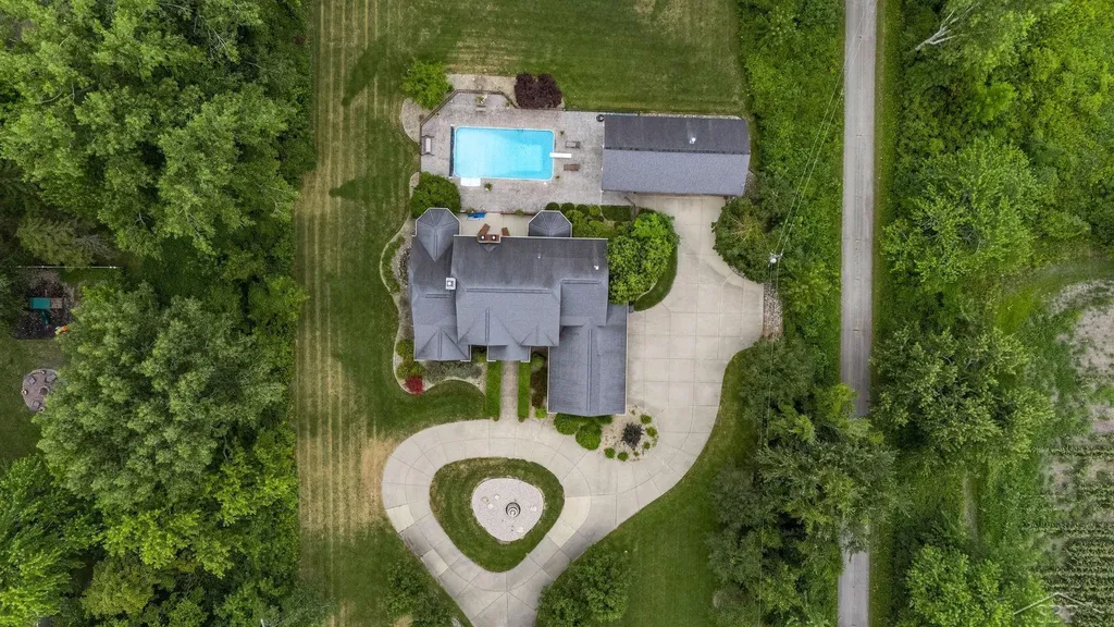 1238 W Center Road Hampton Charter Township MI 48732