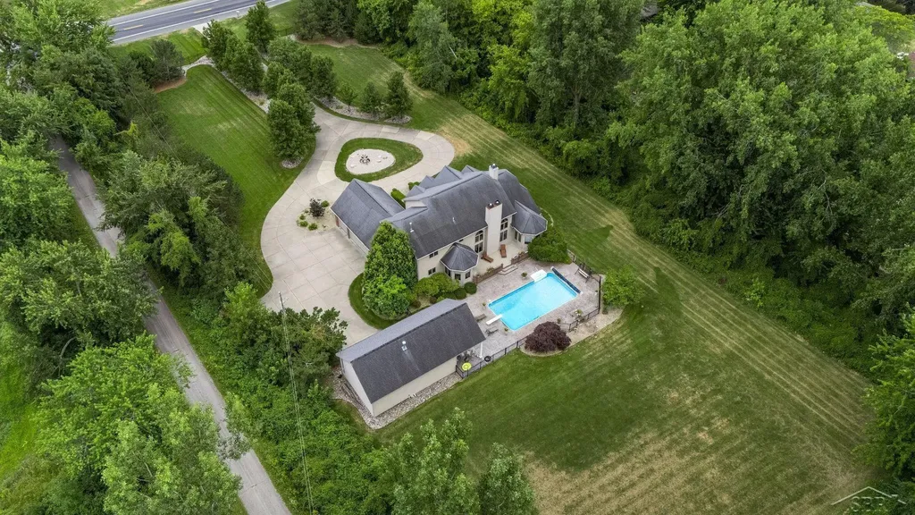 1238 W Center Road Hampton Charter Township MI 48732