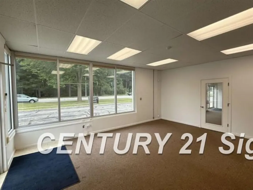 2706 N Saginaw Road Midland City MI 48640
