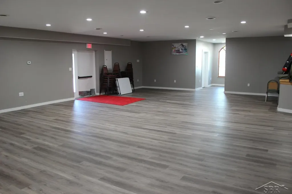 512 Germania Avenue Bay City City MI 48706
