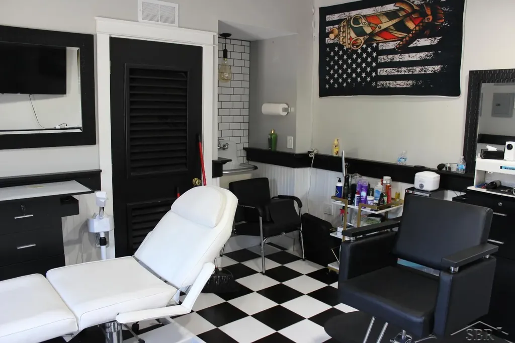 512 Germania Avenue Bay City City MI 48706