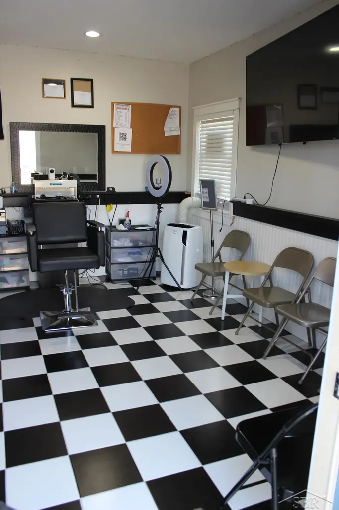 512 Germania Avenue Bay City City MI 48706