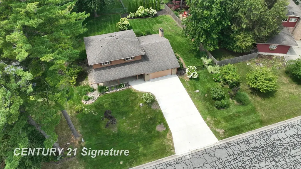3175 Delevan Drive Saginaw Charter Township MI 48603