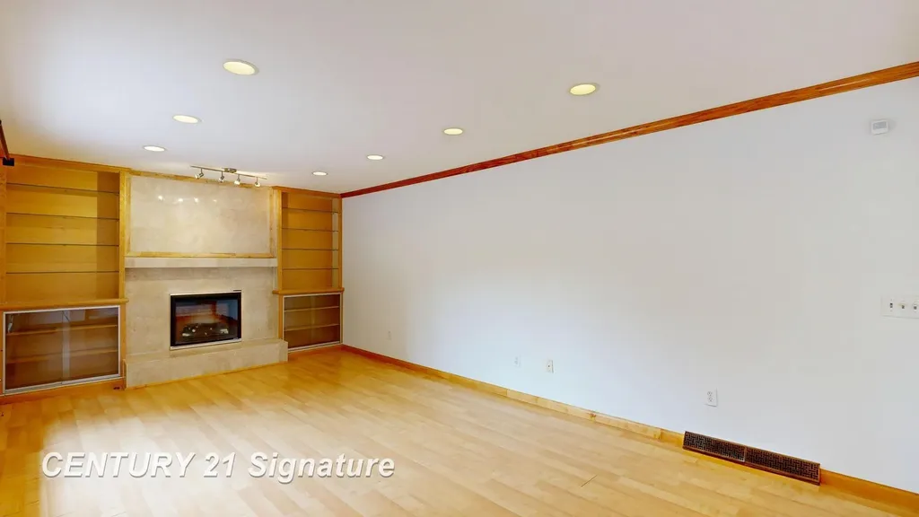 3175 Delevan Drive Saginaw Charter Township MI 48603