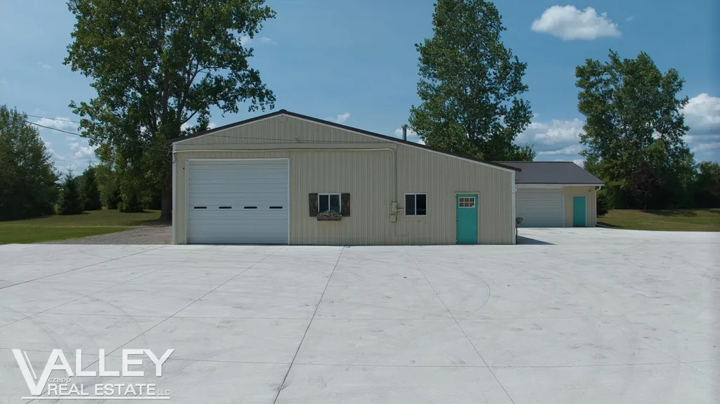 7474 Kochville Road Tittabawassee Township MI 48623