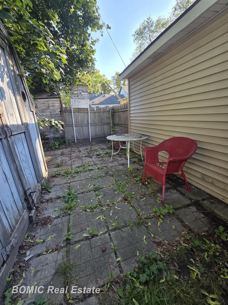 413 Franklin Street Bay City City MI 48708