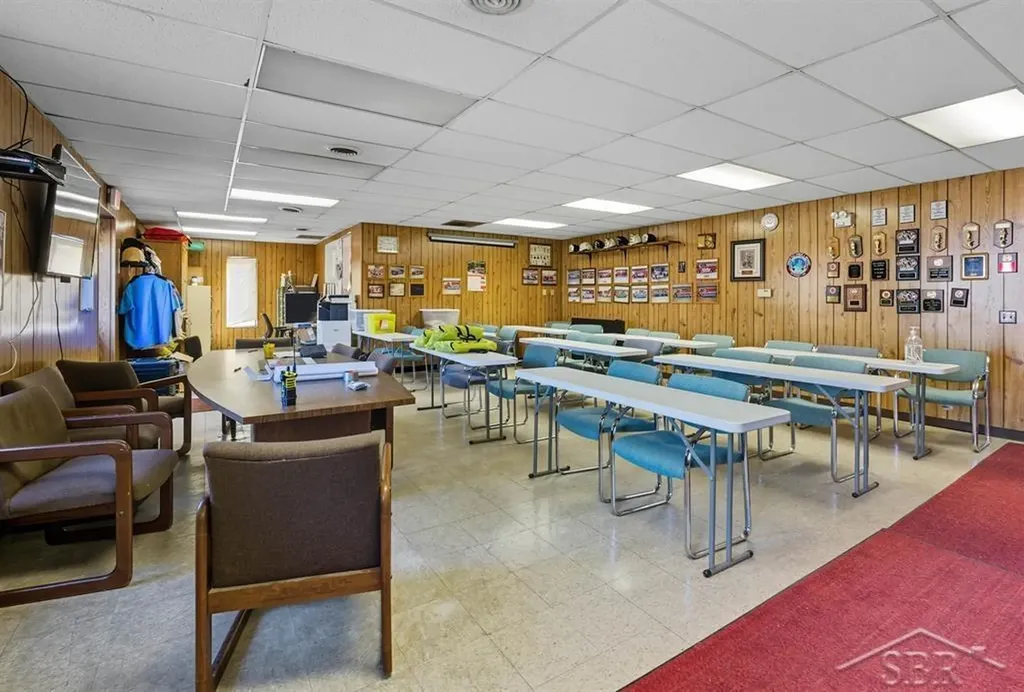 513 E Saginaw Street Breckenridge Village MI 48615