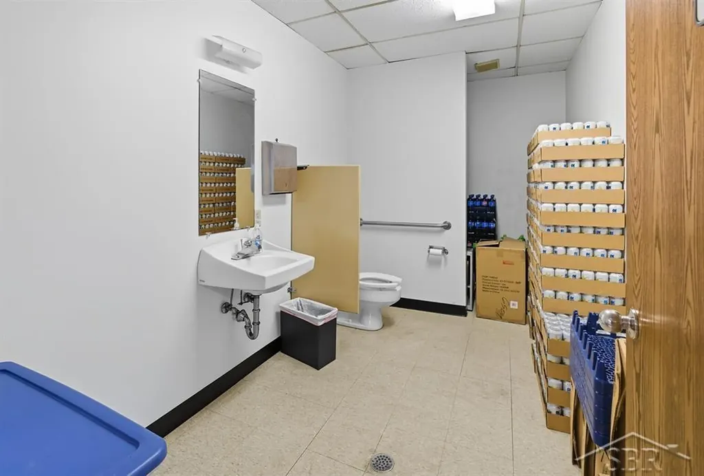 513 E Saginaw Street Breckenridge Village MI 48615